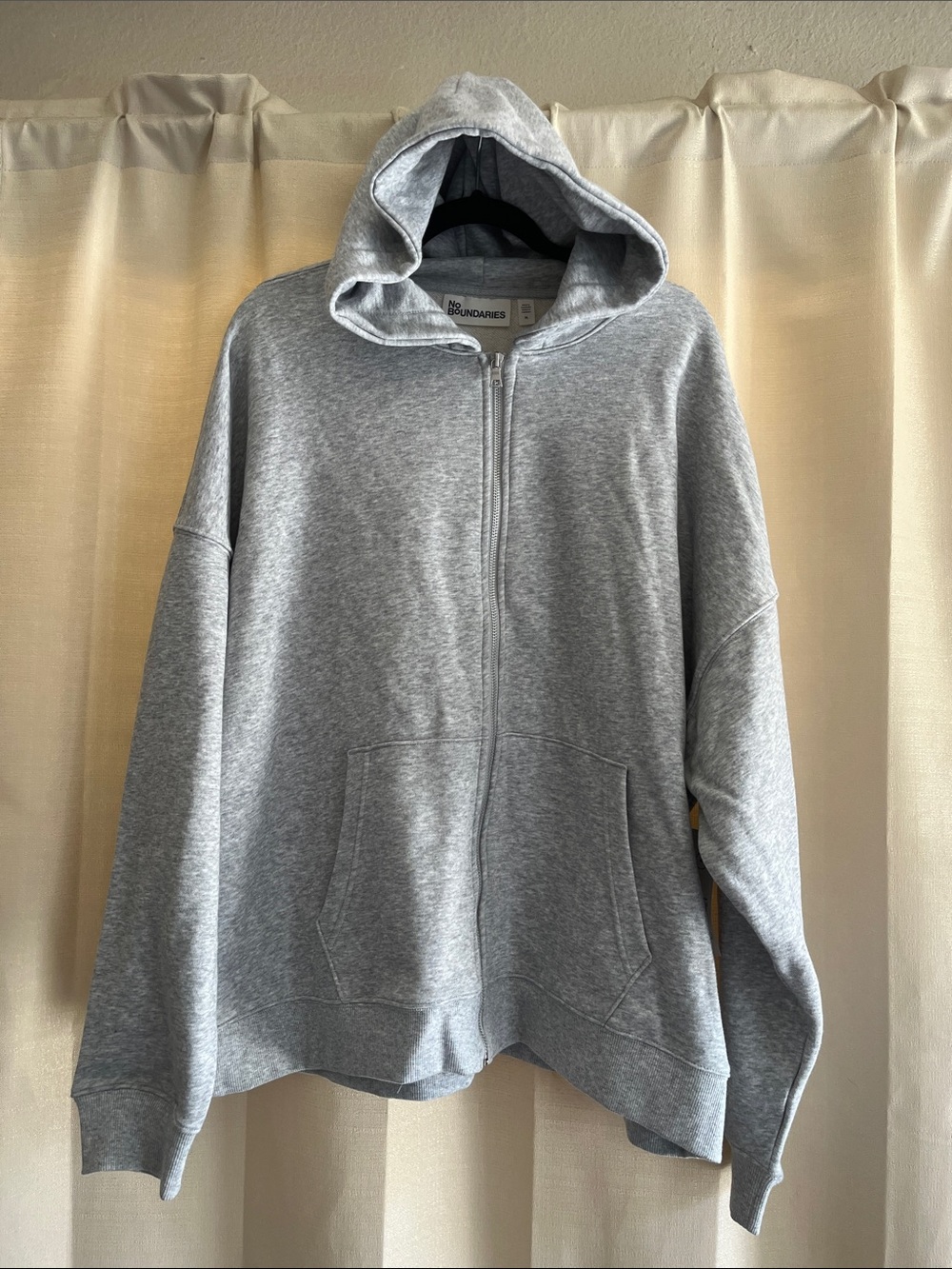 No Boundaries Men’s Light Gray Full-Zip Hooded Sweater